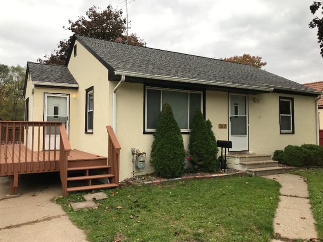 property at 1615 Concord St S