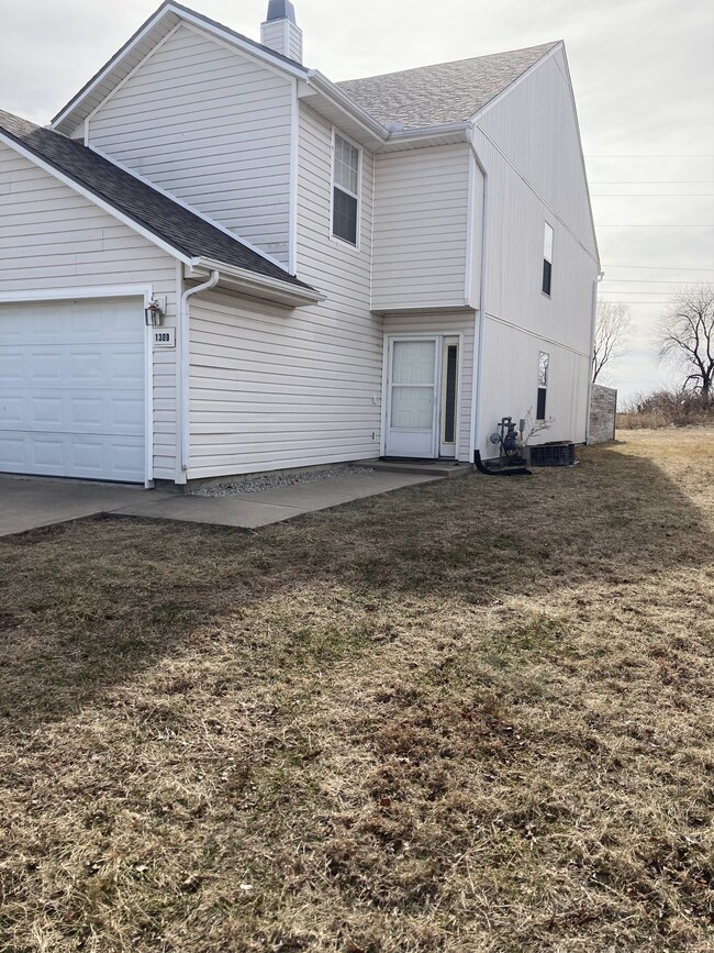 1309 Toulouse St, Unit 1309 in Belton, MO - Building Photo - Building Photo