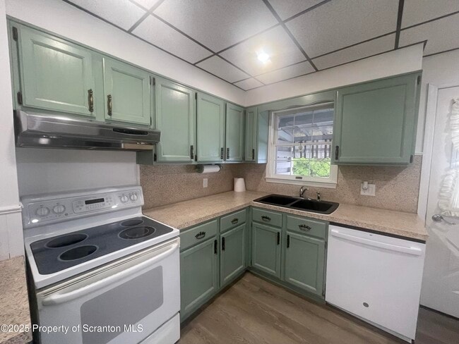 608 N Sumner Ave in Scranton, PA - Building Photo - Building Photo