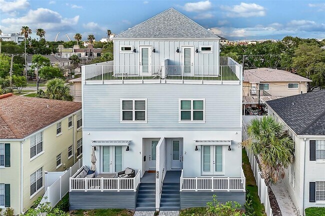 property at 203 Como St