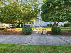 2682 Hamilton Ave in Dupont, WA - Building Photo - Building Photo