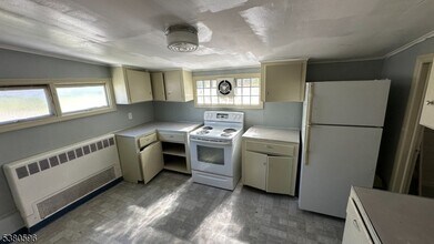 35 Cherry St in Washington, NJ - Building Photo - Building Photo