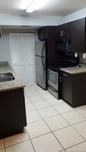 3936 NW 87th Ave-Unit -3936 in Sunrise, FL - Building Photo - Building Photo