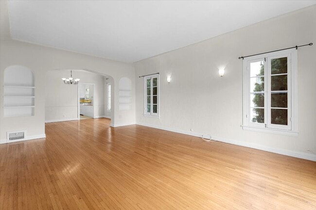 429 N Gardner St, Unit 431.5