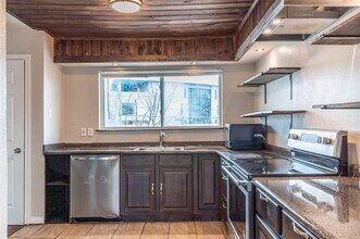 6808 Eastridge Dr in Dallas, TX - Building Photo - Building Photo