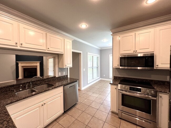 123 W Edgewood Dr in Enterprise, AL - Building Photo - Building Photo
