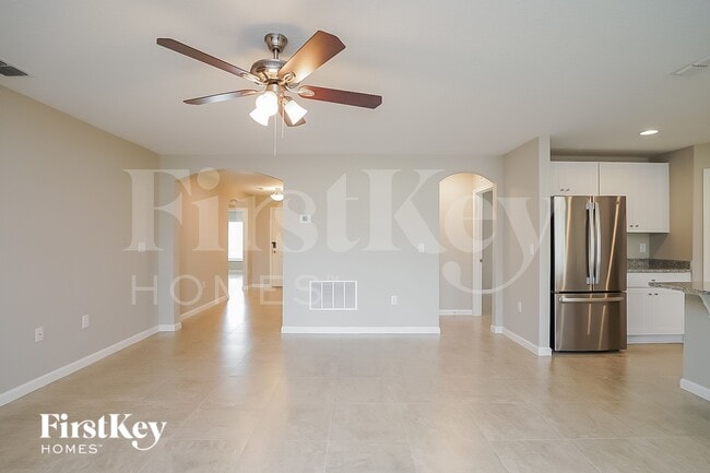 429 Earhart Dr in Davenport, FL - Building Photo - Building Photo