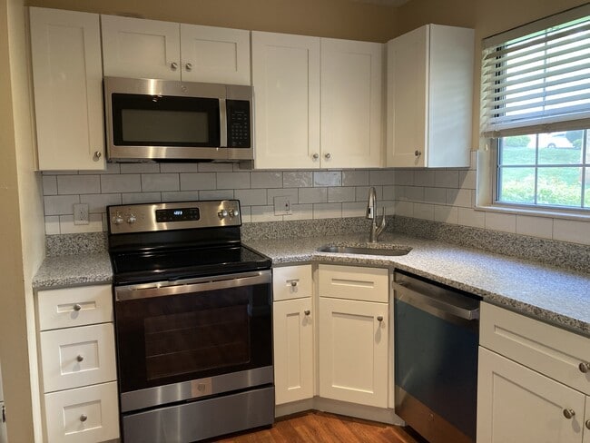 property at 1618 Thrush Ter