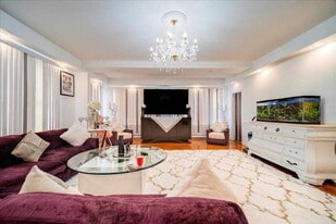 2102 Tomlinson Ave in Bronx, NY - Building Photo