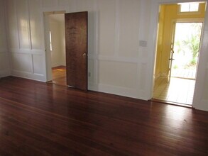 734 NE 3rd Ave in Gainesville, FL - Building Photo - Building Photo