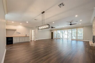 1806 Woods Estates Dr in Houston, TX - Building Photo - Building Photo