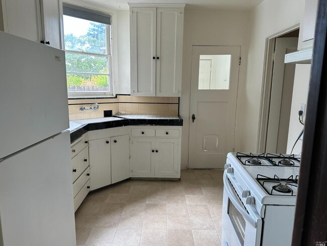 1525 Illinois St in Vallejo, CA - Building Photo - Building Photo
