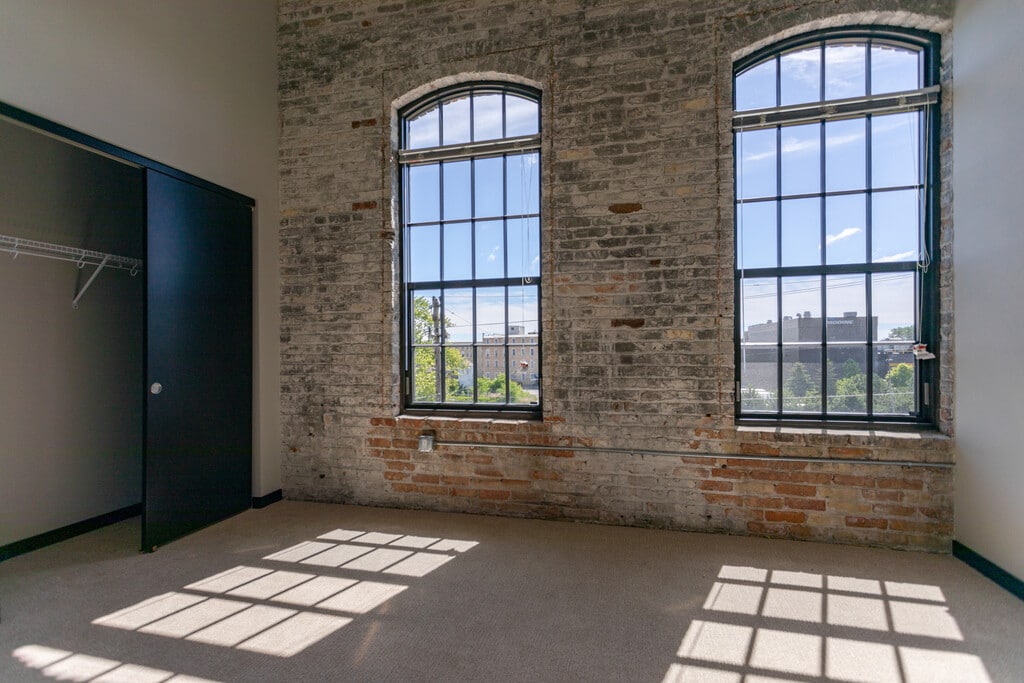 Gold Medal Lofts Apartments in Racine, WI