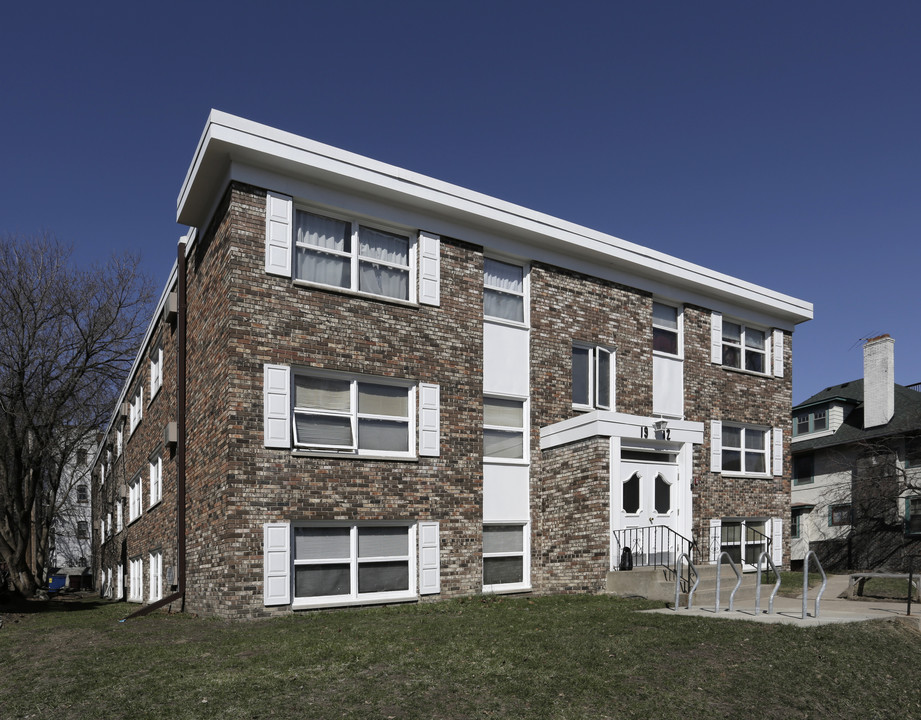 1912 Stevens Ave in Minneapolis, MN - Building Photo