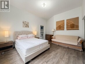 72 Snively St in Richmond Hill, ON - Building Photo - Building Photo