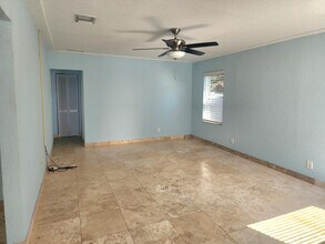 413 SW 16th St in Fort Lauderdale, FL - Building Photo - Building Photo