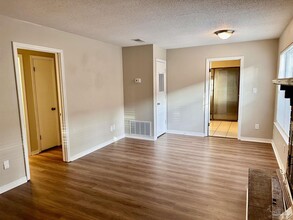 8386 Carl Dean St in Pensacola, FL - Building Photo - Building Photo