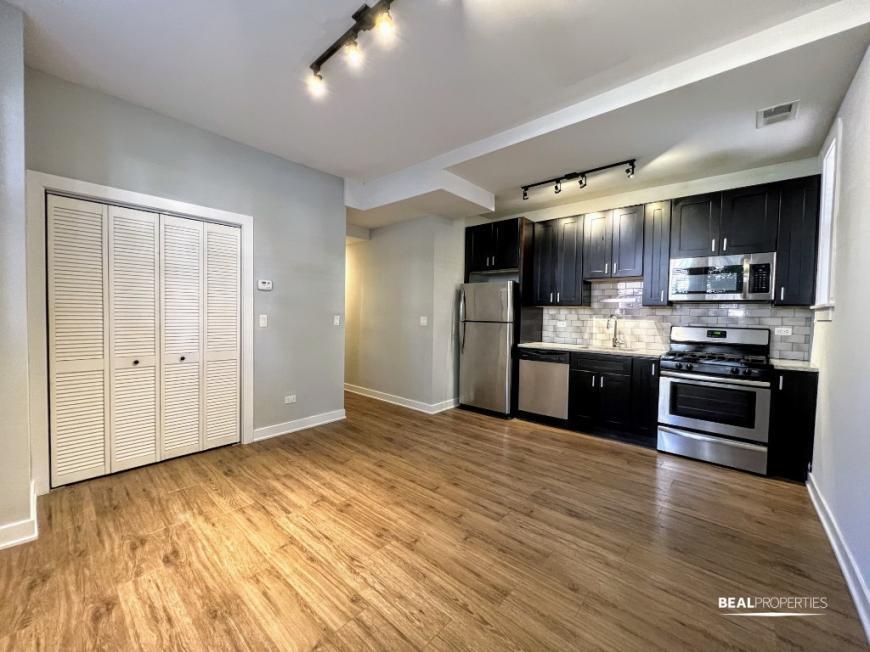 4628 N Leavitt St in Chicago, IL - Building Photo