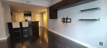 4276 S Main St, Unit 208 in Murray, UT - Foto de edificio - Building Photo