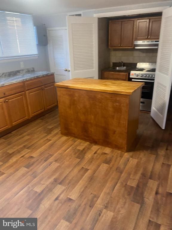 4068 Balwynne Park Rd in Philadelphia, PA - Building Photo - Building Photo