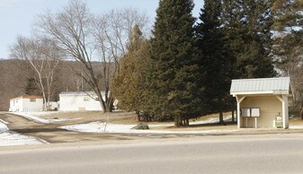 4987 Rt-28 in Cooperstown, NY - Building Photo