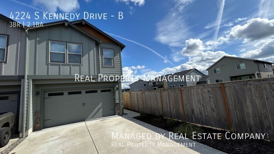 4224 S Kennedy Dr in Ridgefield, WA - Building Photo