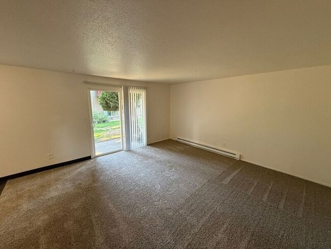 3820 Iberis St NE in Salem, OR - Building Photo - Building Photo