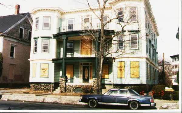 123 N Common St in Lynn, MA - Foto de edificio