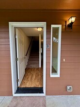 297 Sowell Dr in Shady Cove, OR - Building Photo - Building Photo