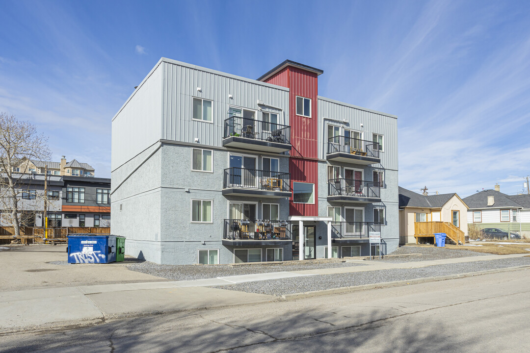 1601 1 St NE in Calgary, AB - Building Photo