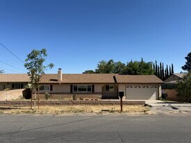 4551 W Avenue L14 in Lancaster, CA - Building Photo