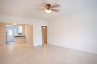 1050 92nd St in Bay Harbor Islands, FL - Building Photo - Building Photo