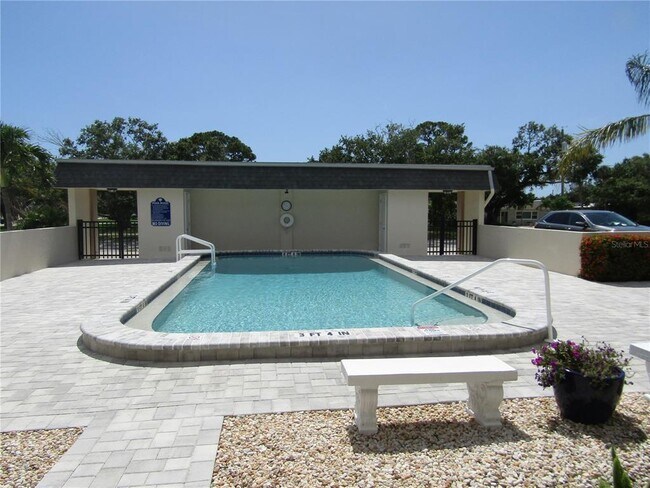 200 Park Blvd N in Venice, FL - Building Photo - Building Photo