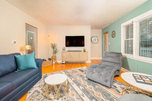 1237 S Outagamie St in Appleton, WI - Building Photo