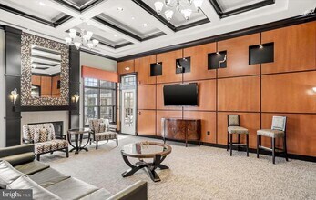 945 Halifax Pl in Hamilton Township, NJ - Building Photo - Building Photo