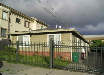 1838 12th Ave in Oakland, CA - Building Photo