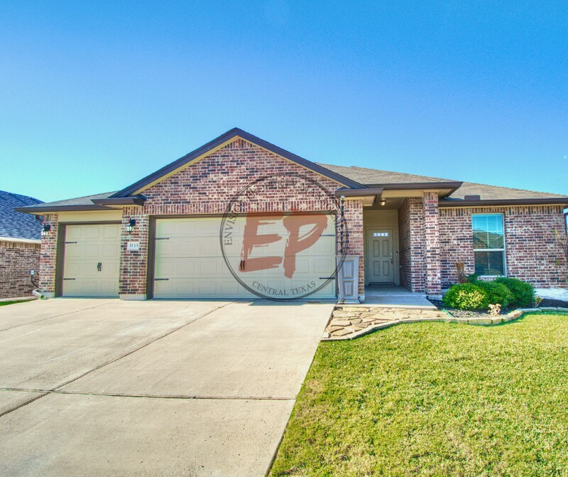 3113 Keathley Dr in Lorena, TX - Building Photo