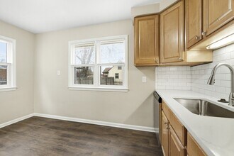 3360 Edgeworth St in Ferndale, MI - Foto de edificio - Building Photo