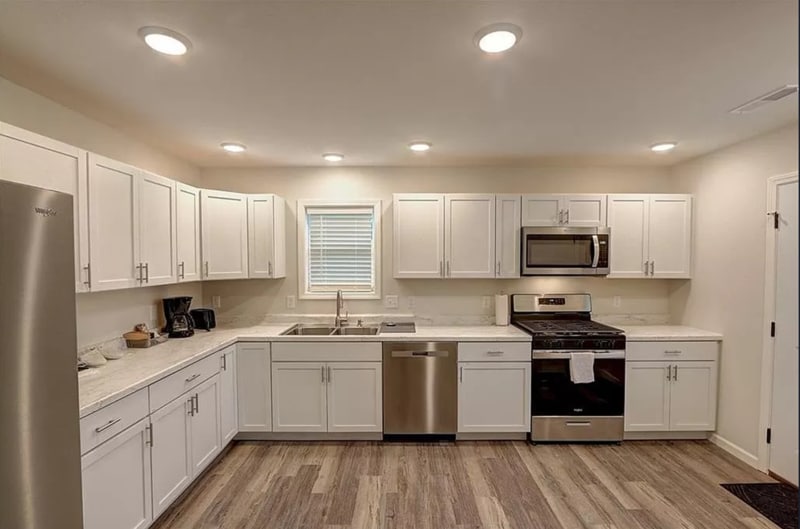 10008 Aspen Ln in Hayward, WI - Building Photo