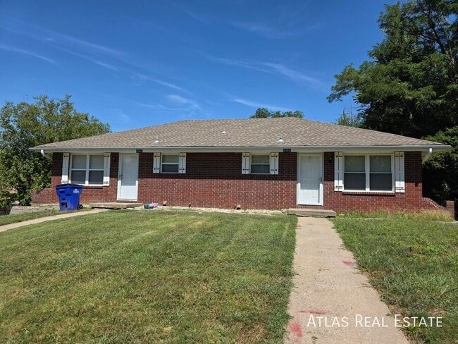 property at 906 SE 3rd Terrace