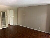 1132 255th St, Unit 2 - 6