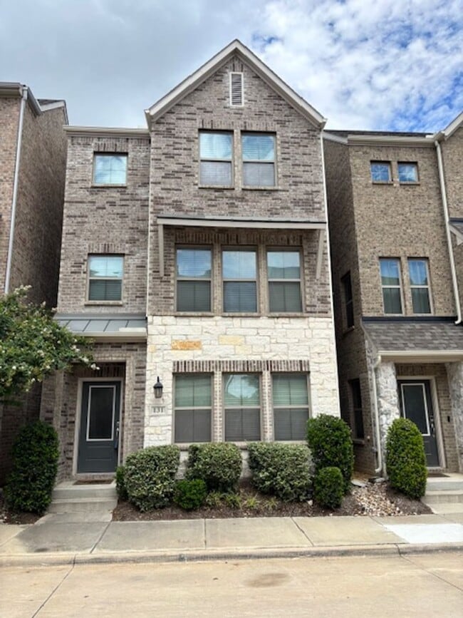 property at 131 Peach Orchard Ln