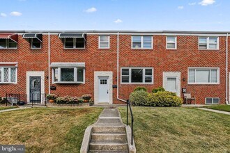 934 Circle Dr in Arbutus, MD - Building Photo - Building Photo