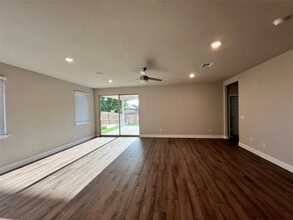 17708 Avalar Ave. in Pflugerville, TX - Building Photo - Building Photo