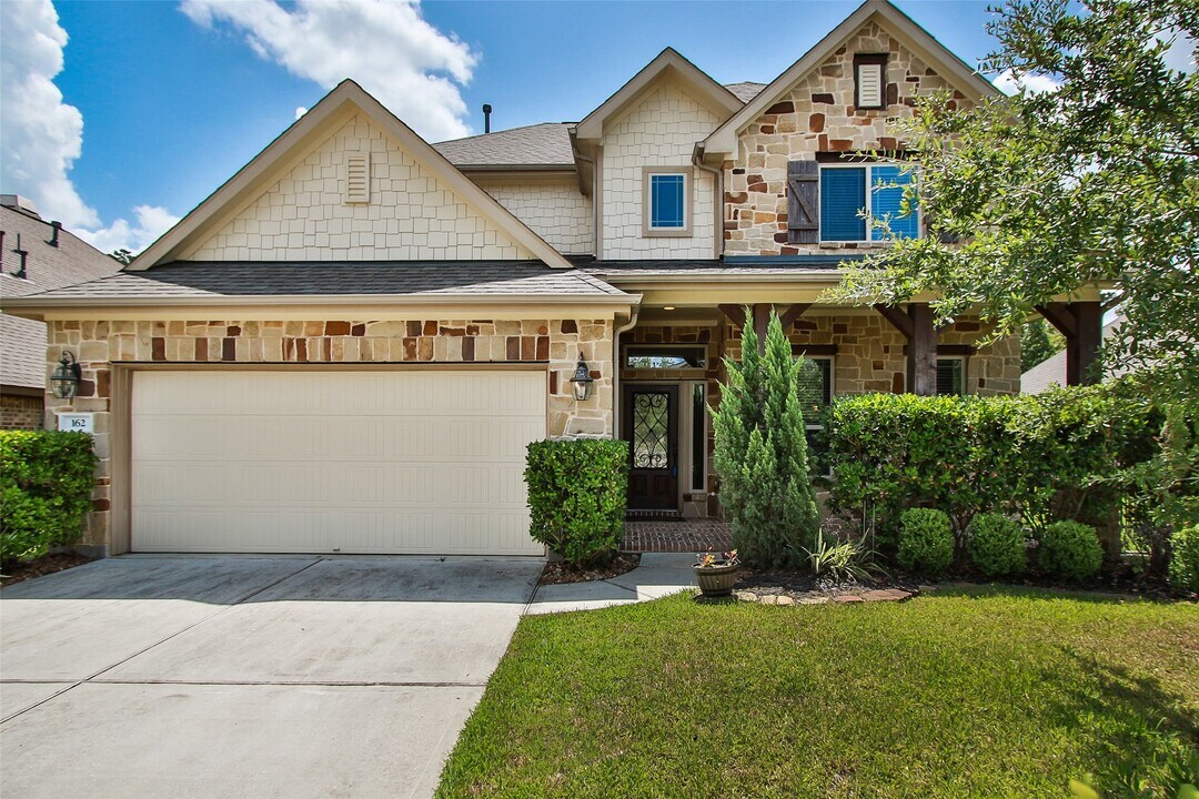 162 Hearthshire Cir in The Woodlands, TX - Foto de edificio