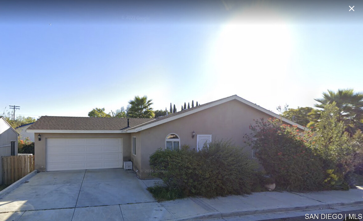 4667 Judson Way in La Mesa, CA - Building Photo