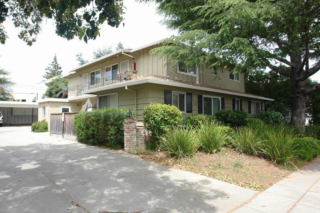 549 Troy Dr in San Jose, CA - Building Photo