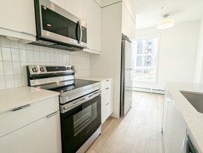 8500-8519 19 Ave SE in Calgary, AB - Building Photo - Building Photo