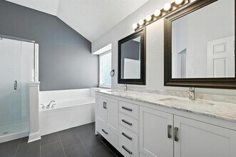 2502 Blue Holly Dr in Corinth, TX - Building Photo - Building Photo