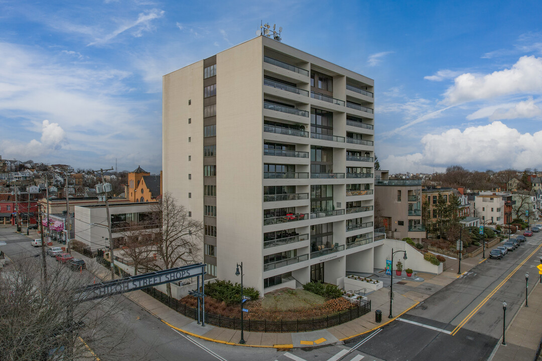 The Plaza at Grandview in Pittsburgh, PA - Building Photo